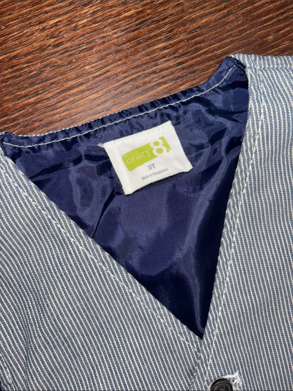 Crazy 8 Boys 4-Piece Blue Pinstripe Seersucker Vest Tie Cap Set 100% Cotton 3T